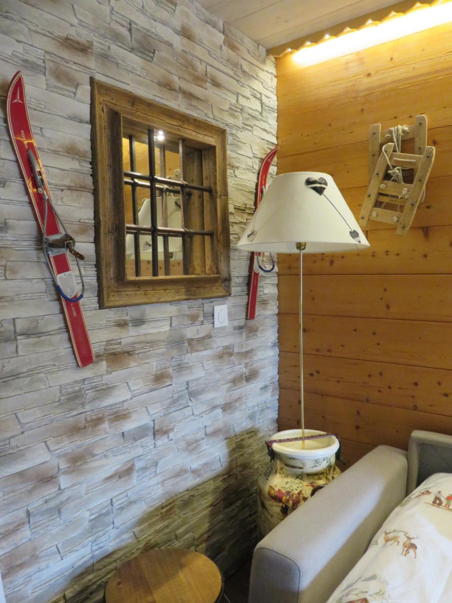 Pensee Des Alpes 2 Etoiles Ski And Spa Brides-les-Bains Ngoại thất bức ảnh